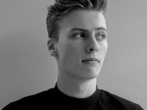 Medewerker van de Dag Tijs komt je kleed reinigen