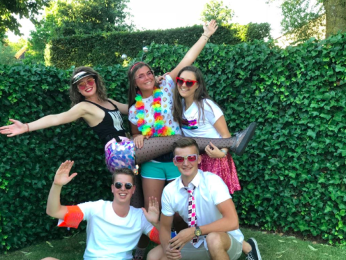 De Foute Party Gangers gaan.... Wel of niet naar Lowlands?!