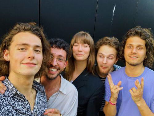 Adriaan Persons (Rondé) voegt synthesizers toe aan de Perfecte Poptrack