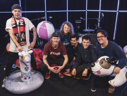 Kita Menari over het thema bewustwording in hun nieuwe muziek