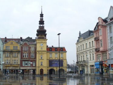 Ben je wel eens in Ostrava geweest? Vojta (22) gaat er elke vakantie naartoe. #3FM #festivals