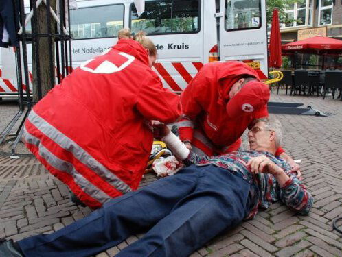 Een tekort aan EHBO'ers brengt onze evenementen in gevaar