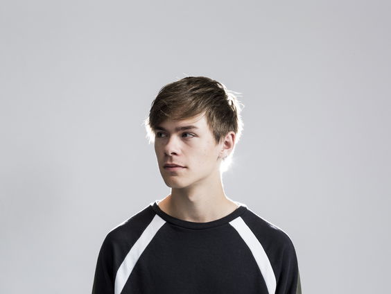 Scared gaat over het terug verlangen naar vroeger, toen je thuis woonde en meer zekerheid had