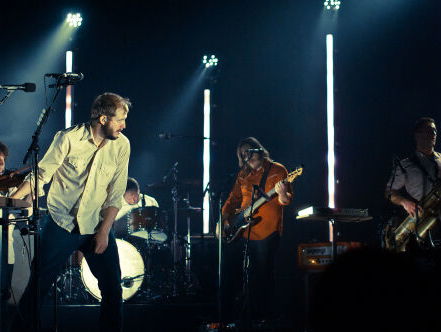 Slow Sunday: Alexandra Savior / Warhaus / Bon Iver