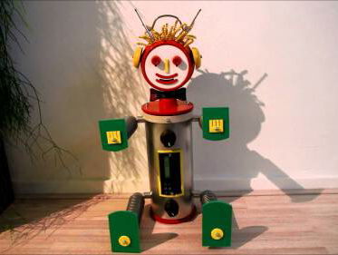 We bellen live met Robin de robot!