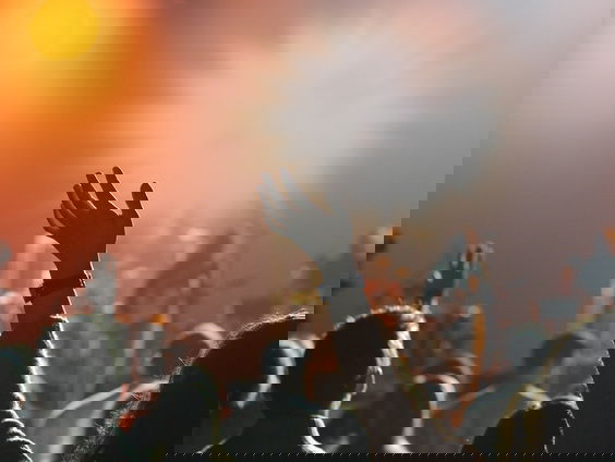 Arjen Lubach licht de **** toe in laatste hit