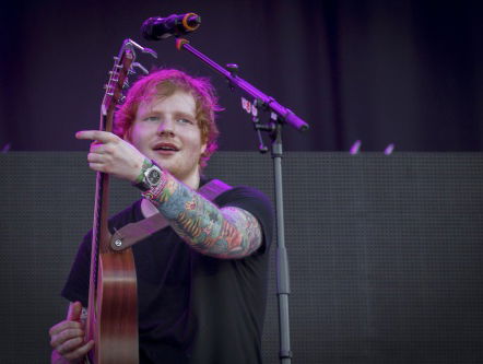 Ed Sheeran had een onverwachte gast op het podium #wut