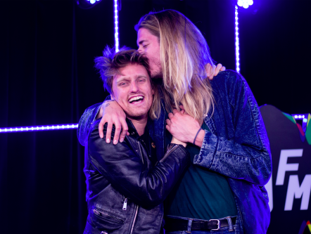 Roddel Radio met Spike van Zoest over drank, drugs en seks!