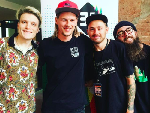 interview neckdeep