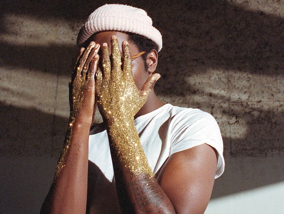 Hoe Channel Tres zijn stem vond door naar de voorgrond te treden