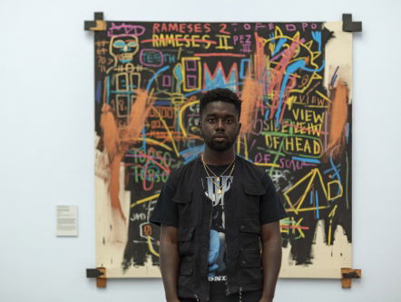 Yung Nnelg eert de iconische kunstenaar Basquiat in zijn nieuwe track