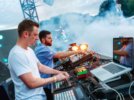 Niet Te Missen #252 met o.a. Mac Demarco, Bicep, Bleached en Anderson .Paak