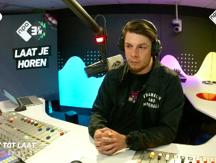 Pesten gebeurt ook via Teams en Zoom meetings