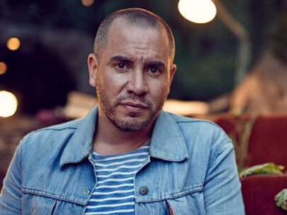 Rokend het vernieuwde nachtleven in met Jeroen van Koningsbrugge