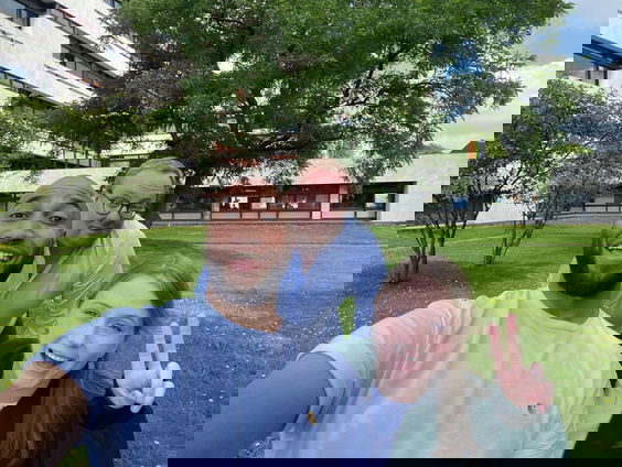 Je collega's je salaris laten bepalen: Goed idee of niet?