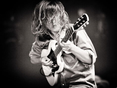 Mozes and the Firstborn over hun eerste keer Lowlands: 'De vuilnisbelt backstage was heel interessant'