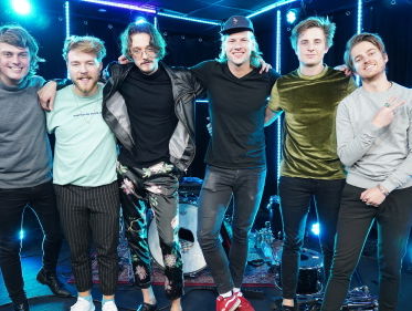 De nieuwe liedjes van the Brahms zijn in de slaapkamer ontstaan