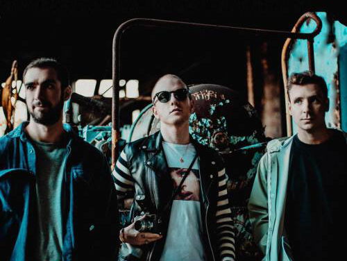 Naam van Two Door Cinema Club is eigenlijk een foutje