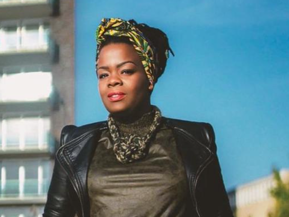 The Natural Hair Doctor: ''Het doet mij pijn als ik mensen zie die niet van hun natuurlijke haar en krul houden''