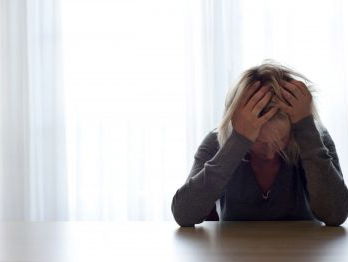 Roep om psychiater in Outbreak Management Team: ‘Te weinig rekening gehouden met psychische gesteldheid’