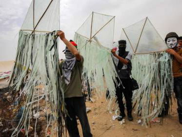 Het nieuwe wapen in Gaza: de brandende vlieger