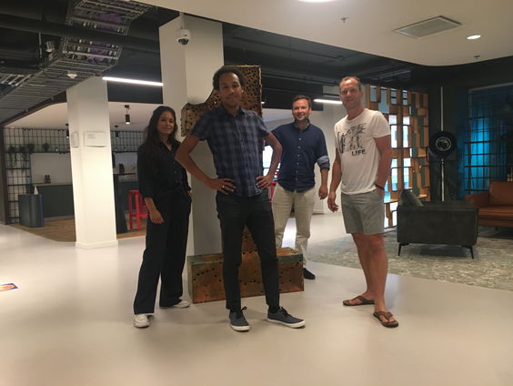 Dit is de Zaterdag met Raounak Khaddari, Jeffrey Schipper en Tom Veldhuijzen