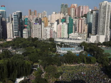 Student Hongkong komt om na val bij protest