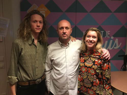 "Singer-Songwriter vind ik echt een schijtterm" Duo Sam & Julia schuiven aan