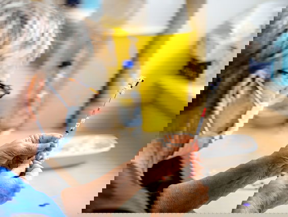 Wat is de maatschappelijke impact van de maatregelen speciaal gericht op niet-gevaccineerden?