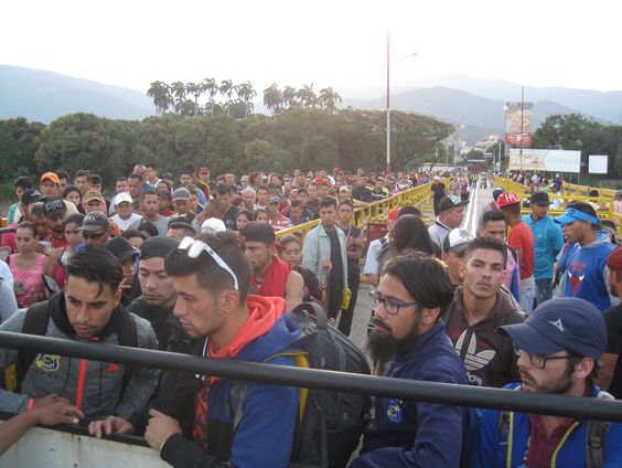 Papieren voor twee miljoen vluchtelingen in Colombia