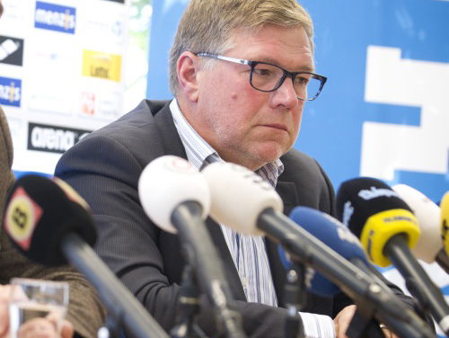 Jan Kossen over zijn loopbaan bij de zwembond