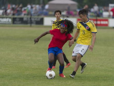 Adoptiekinderen even helemaal zichzelf op eigen WK