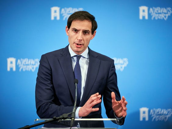 Wopke Hoekstra (CDA) zet zich af tegen de VVD: ‘Wat je belooft moet je waarmaken’