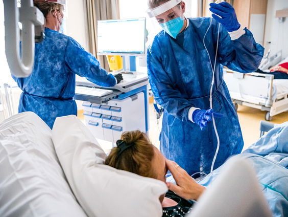 Stichting voor coronapatiënten met langdurige klachten, 'Moe na geringe inspanning'