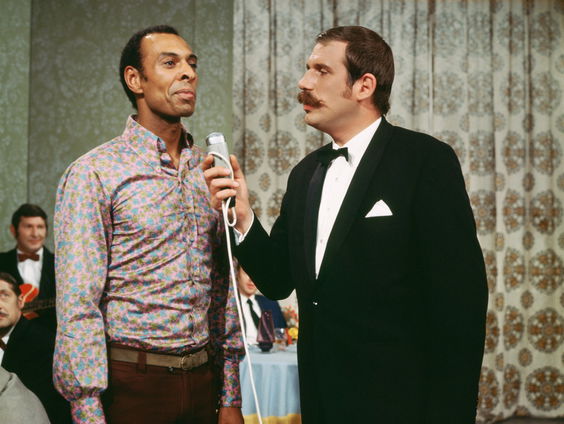 Uur 2: Slavenopstand, de column van Abdelkader Benali en Spoor Terug: Marius Monkau, OVT 24-01-2021