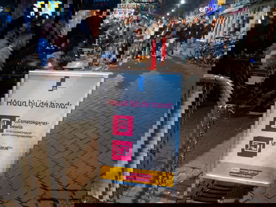 Vanaf volgende week openen de clubs uit eigen beweging de deuren