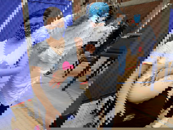 'Doodgeboortes bij niet-gevaccineerde vrouwen na ontsteking door corona'