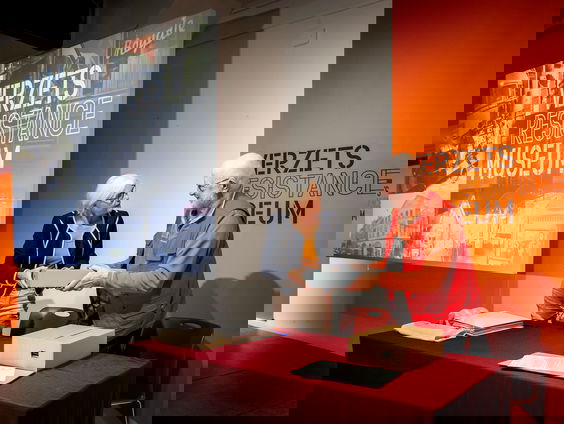 Archief Joodse verzetsvrouw overhandigd aan Verzetsmuseum Amsterdam