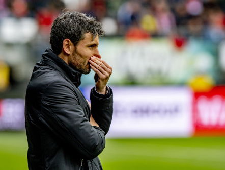 AZ scoort en zet streep door mogelijk kampioenschap PSV