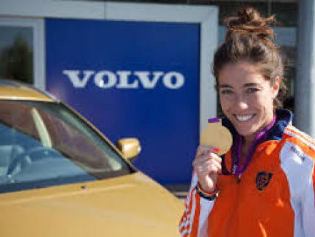 Mist Naomi van As het hockey?
