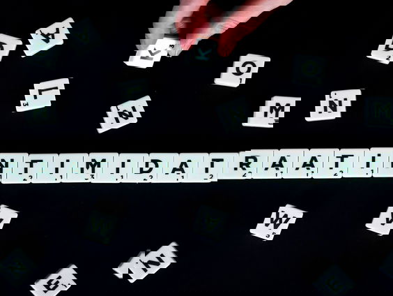 Straatintimidatie blijft een probleem: wat kunnen we eraan doen?