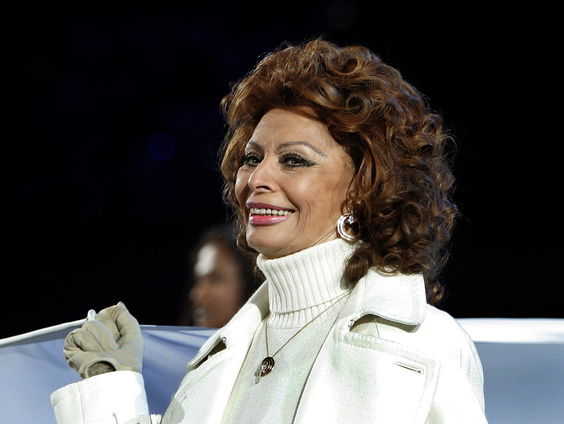 Actrice Sophia Loren na tien jaar terug op het witte doek