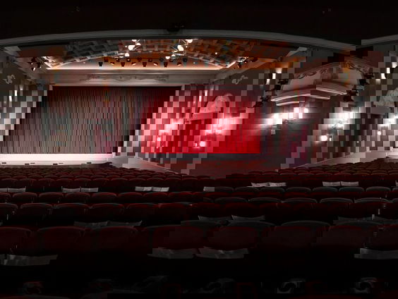 Jay Gatsby vertaald naar het witte doek