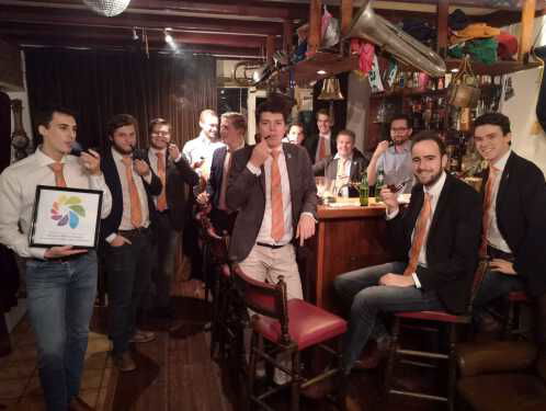 Pijprokersgilde De Toebacksuyghers blijft gewoon pijp roken