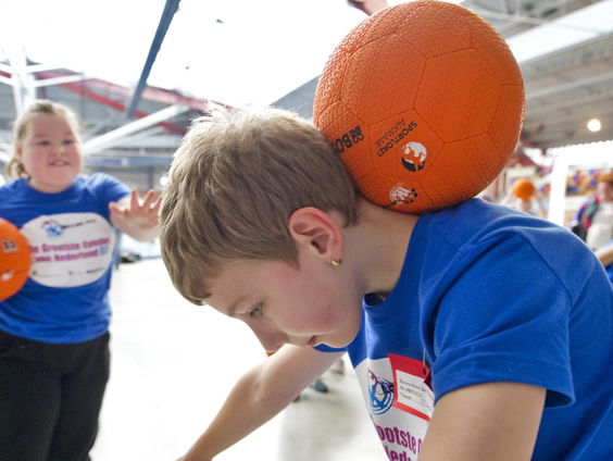 Miljoenen om kinderen aan het sporten te krijgen leveren weinig op