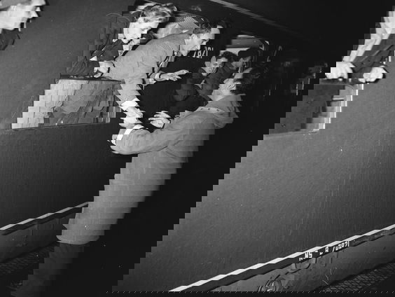 1e uur: vluchtelingen als menselijke pion, China herschrijft geschiedenis, podcast 'De smaak van NL' OVT ...