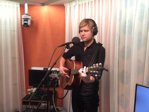 Livemuziek van Awkward i