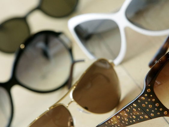 Schijnt de zon? 'Draag een zonnebril om oogschade te voorkomen'