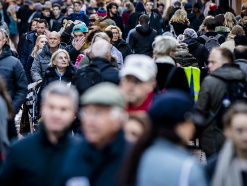 Een eeuw bevolkingsgroei: van 10, naar 15, naar 18, naar 20 miljoen Nederlanders
