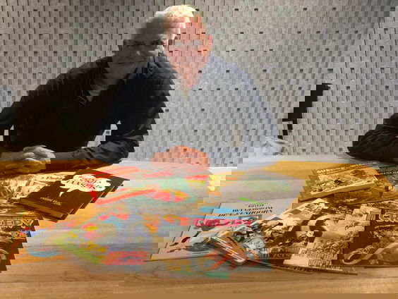 'Ambassadeur van de Nederlandse Strips' Rob van Bavel loopt al 30 jaar mee in stripwereld